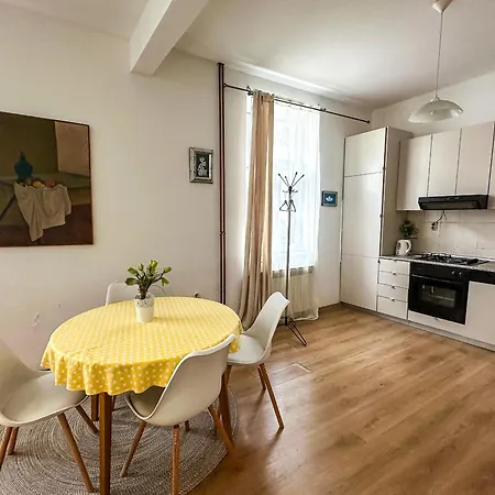 With Private Parking アパート *